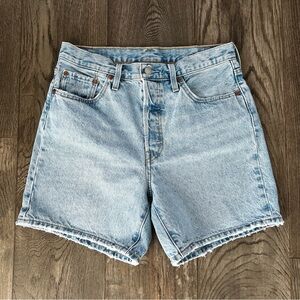 LEVI’S 501 Button Fly High Rise Denim Jean Shorts Size 29